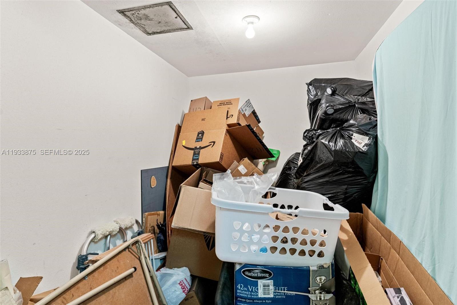 OLYMPUS CONDO PHASE - Residential