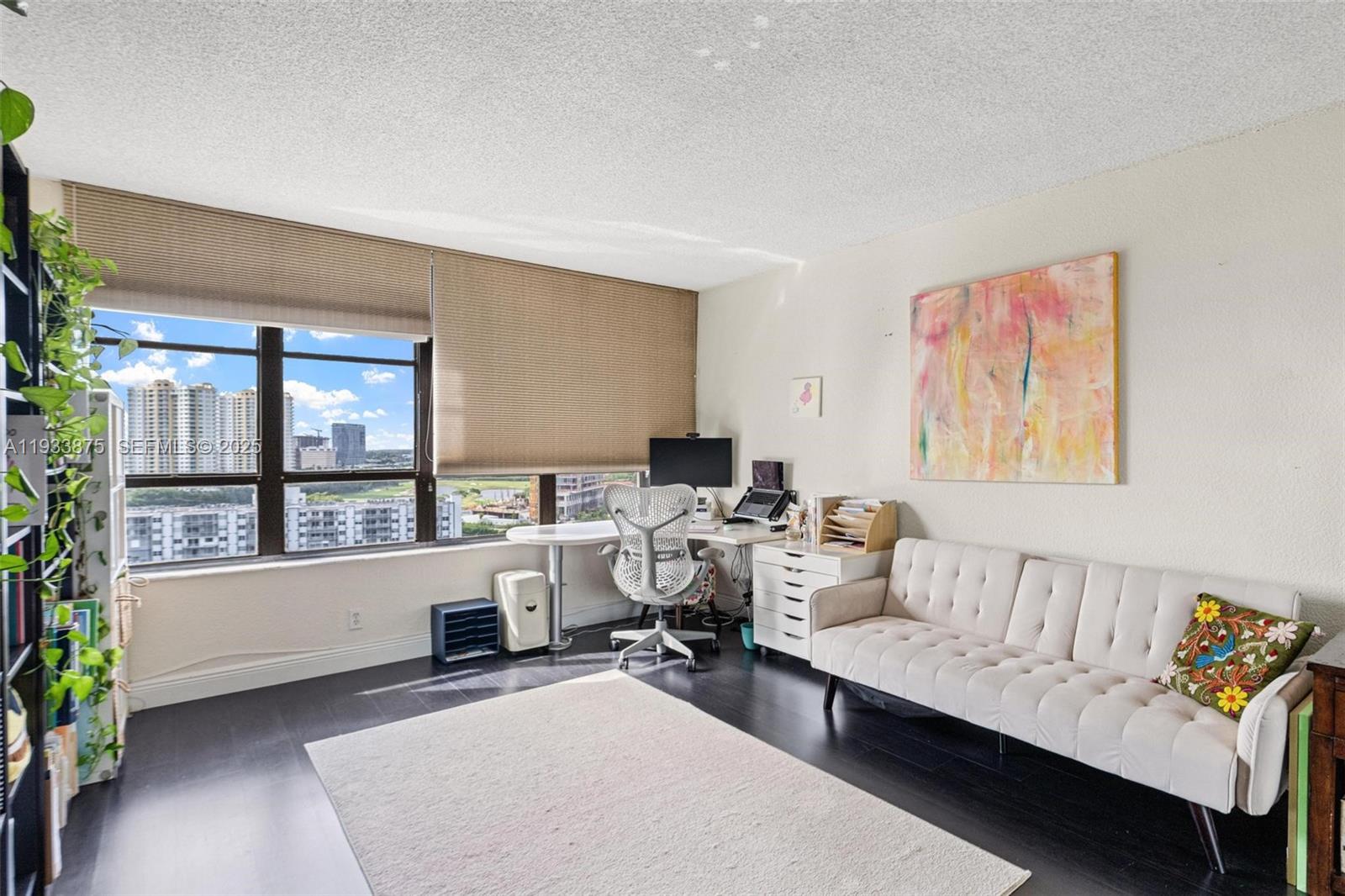 OLYMPUS CONDO PHASE - Residential