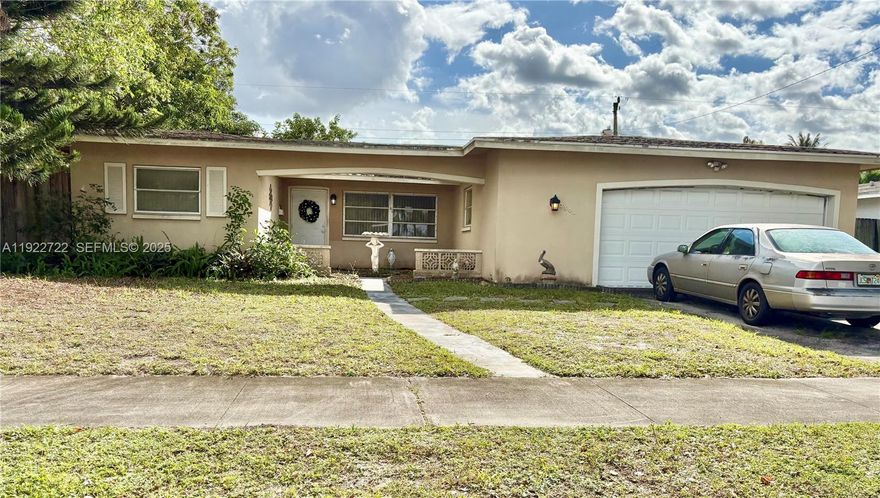 Spacious 3 bedroom, 2 full bath home in a quiet neighborhood. Located conveniently near shopping and schools. Also close by to FL Turnpike, between Hollywood Blvd and Sheridan Street. Fresh new carpet in the primary bedroom.More photos to be added later. 24 Hour notice to show.