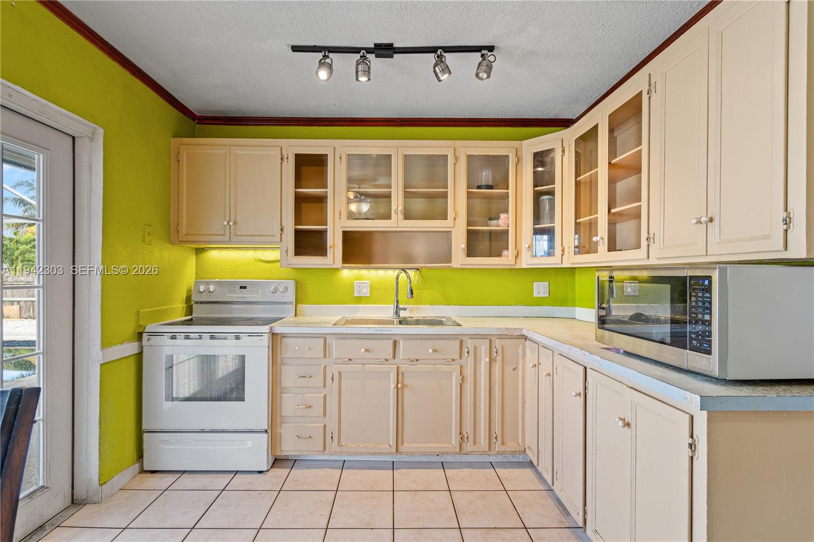 KENDALL GREEN SEC - Residential