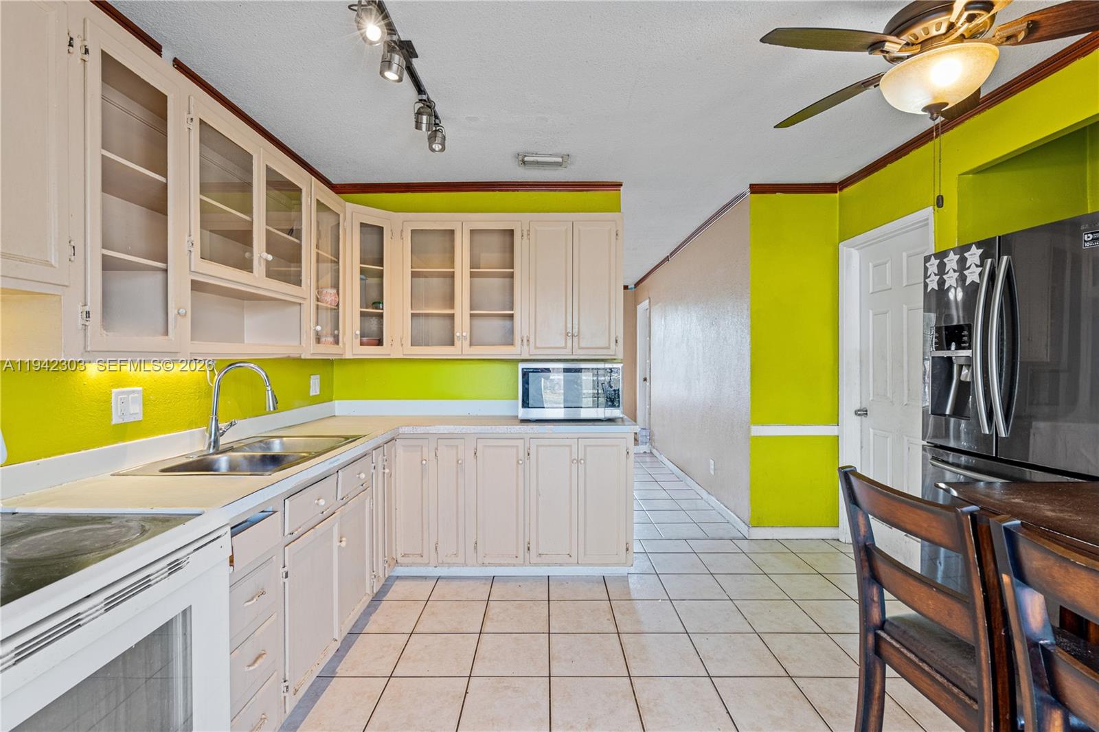 KENDALL GREEN SEC - Residential