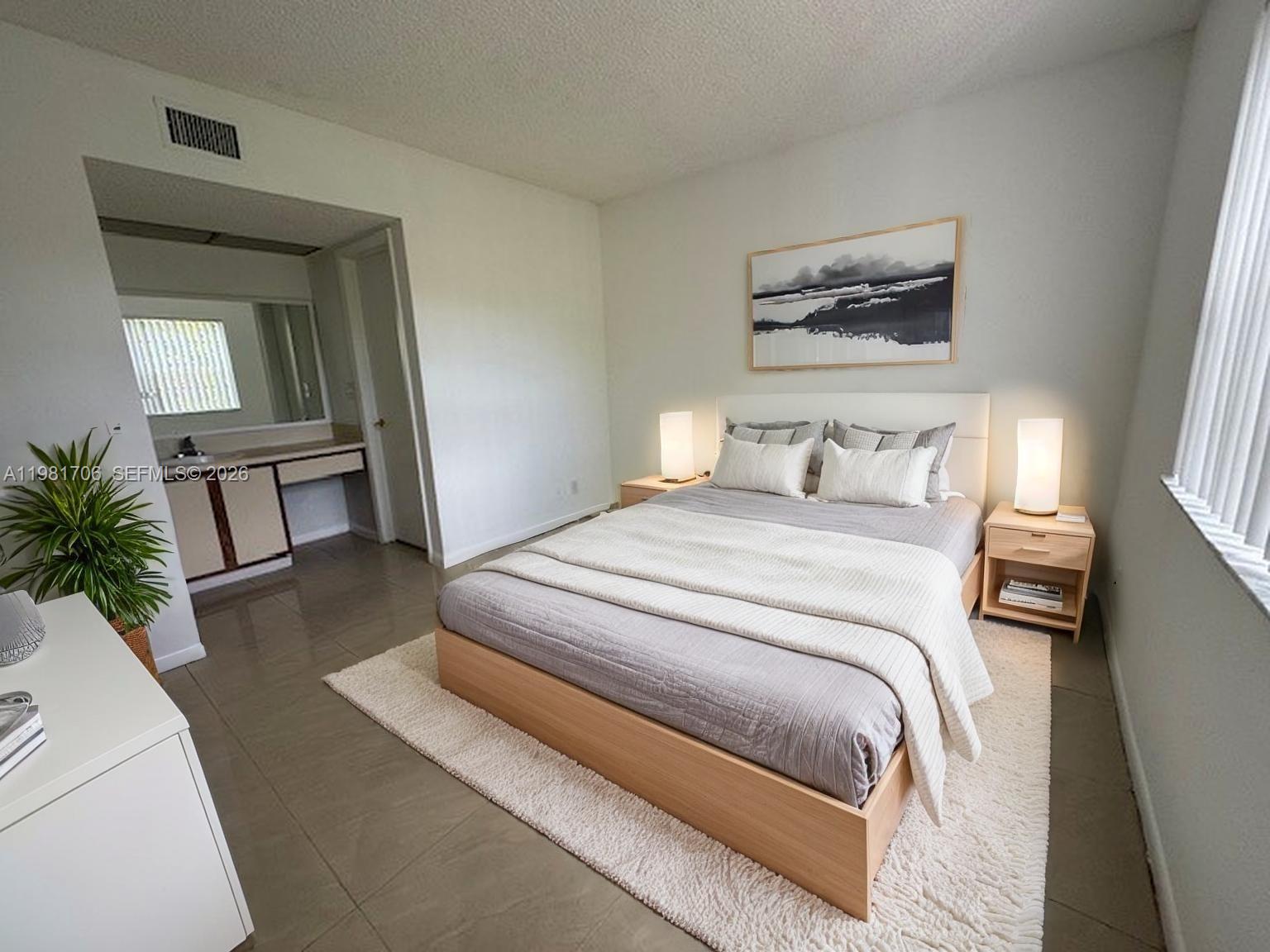 COUNTRY GARDENS CONDO - Residential