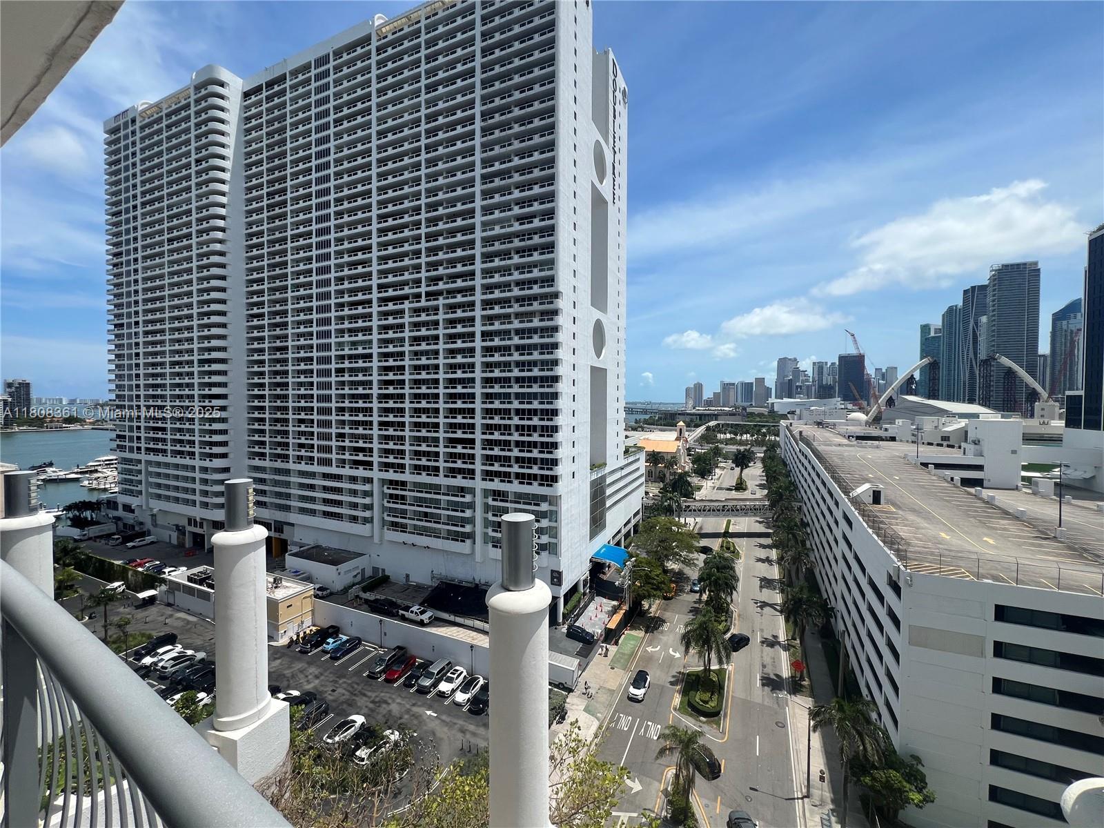 Property for Sale at 1750 N Bayshore Dr 1410, Miami, Broward County, Florida - Bedrooms: 1 
Bathrooms: 1  - $364,000