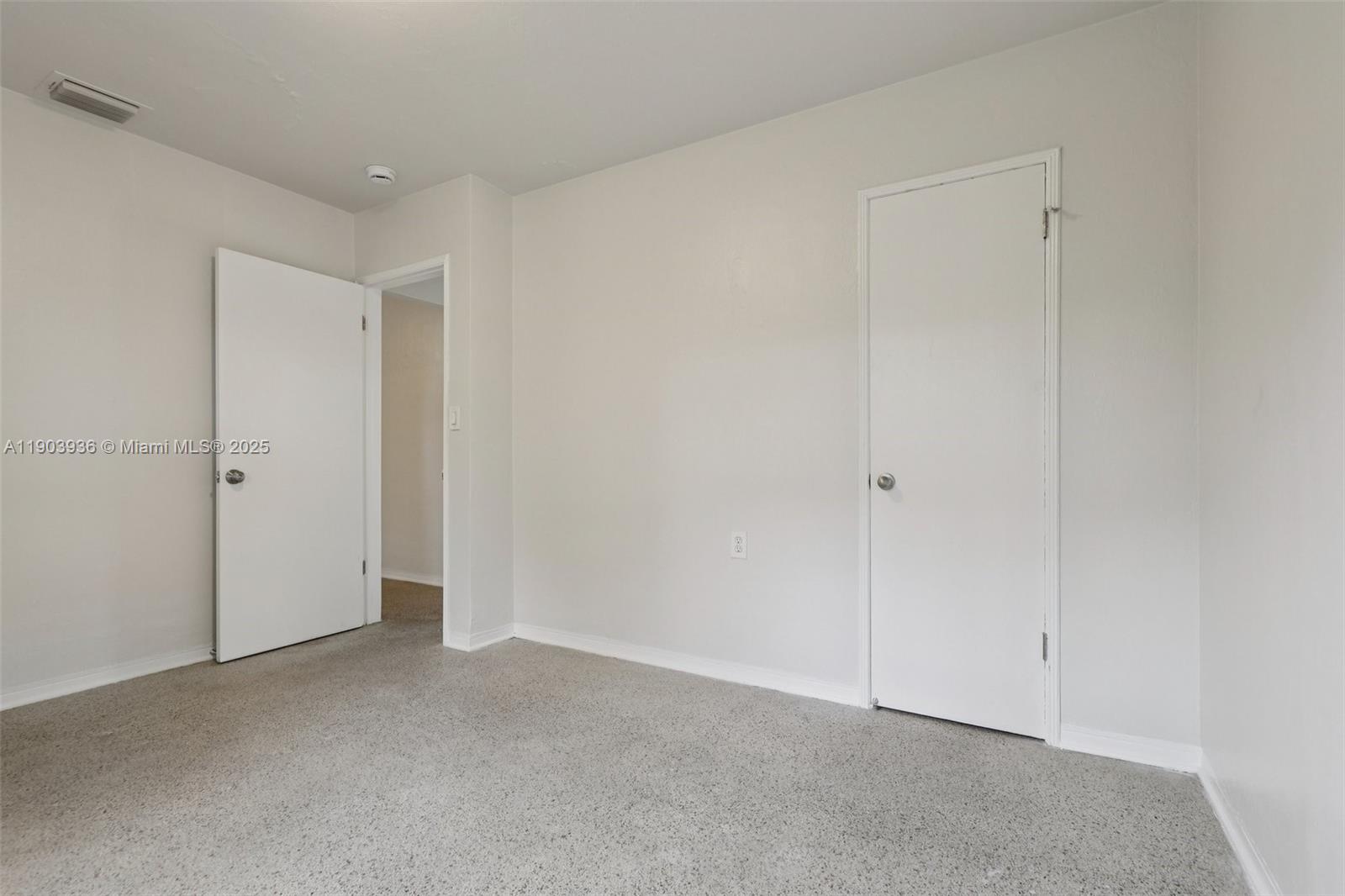 HOLIDAY HEIGHTS - Residential