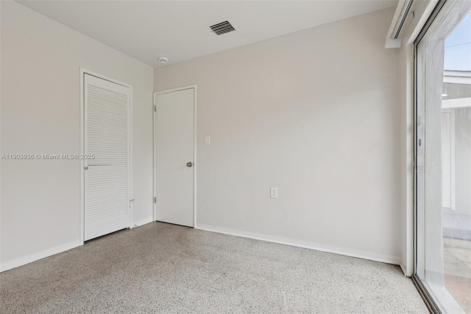 HOLIDAY HEIGHTS - Residential