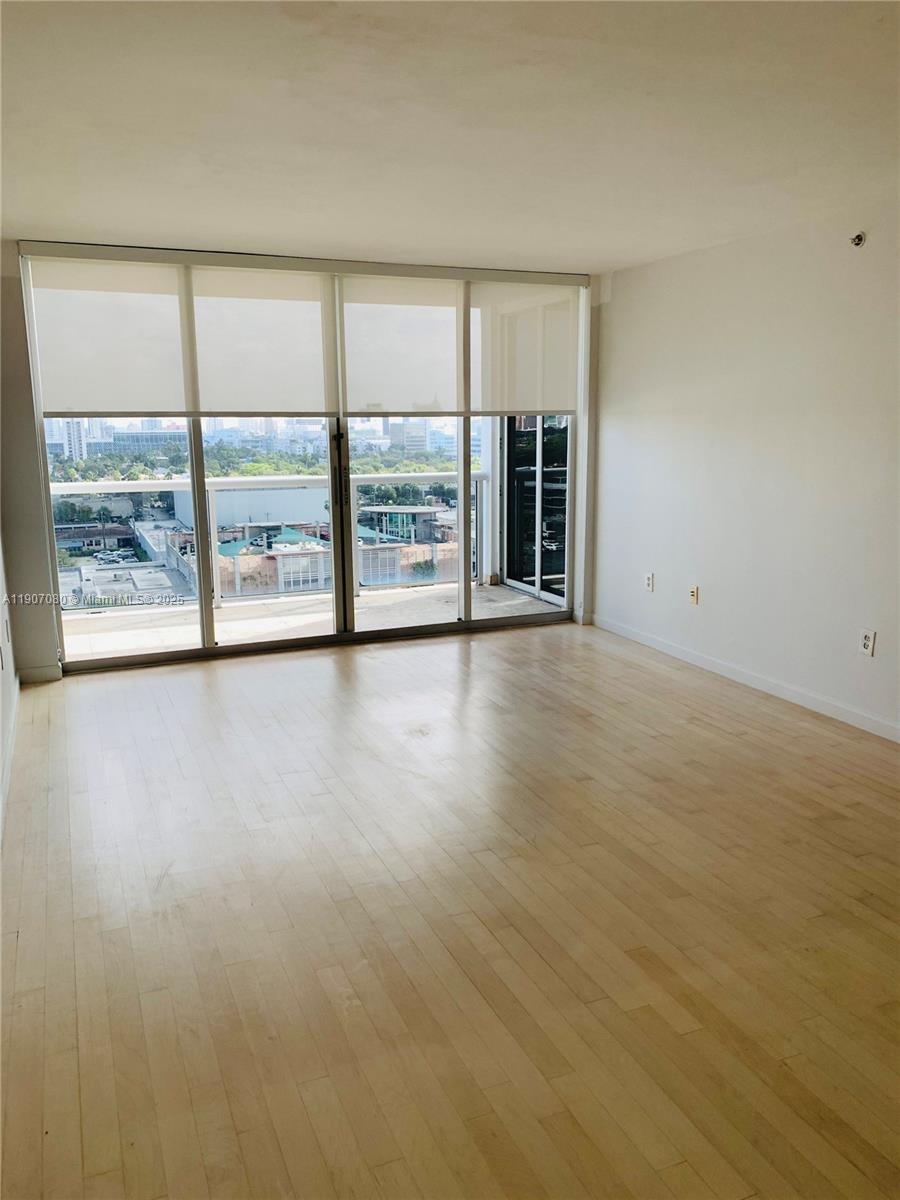 SUNSET HARBOUR SOUTH COND - Residential Lease