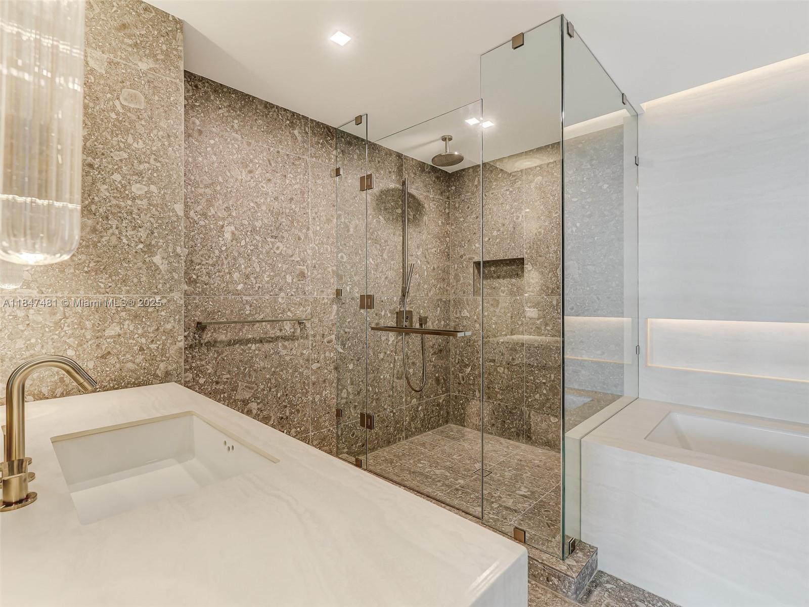 CASAMAR - Residential