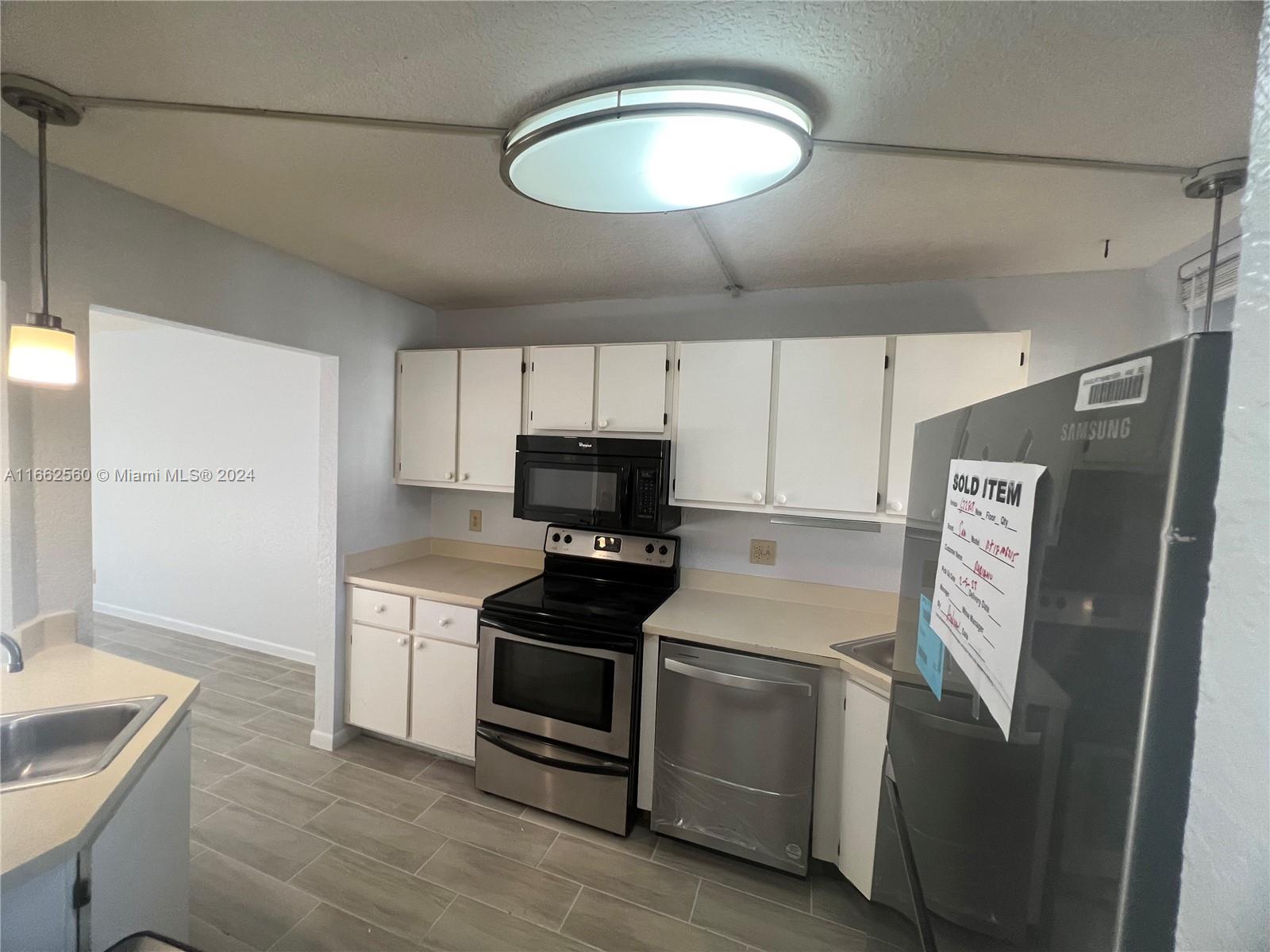 VILLAS AT MEADOW LAKES CO - Residential