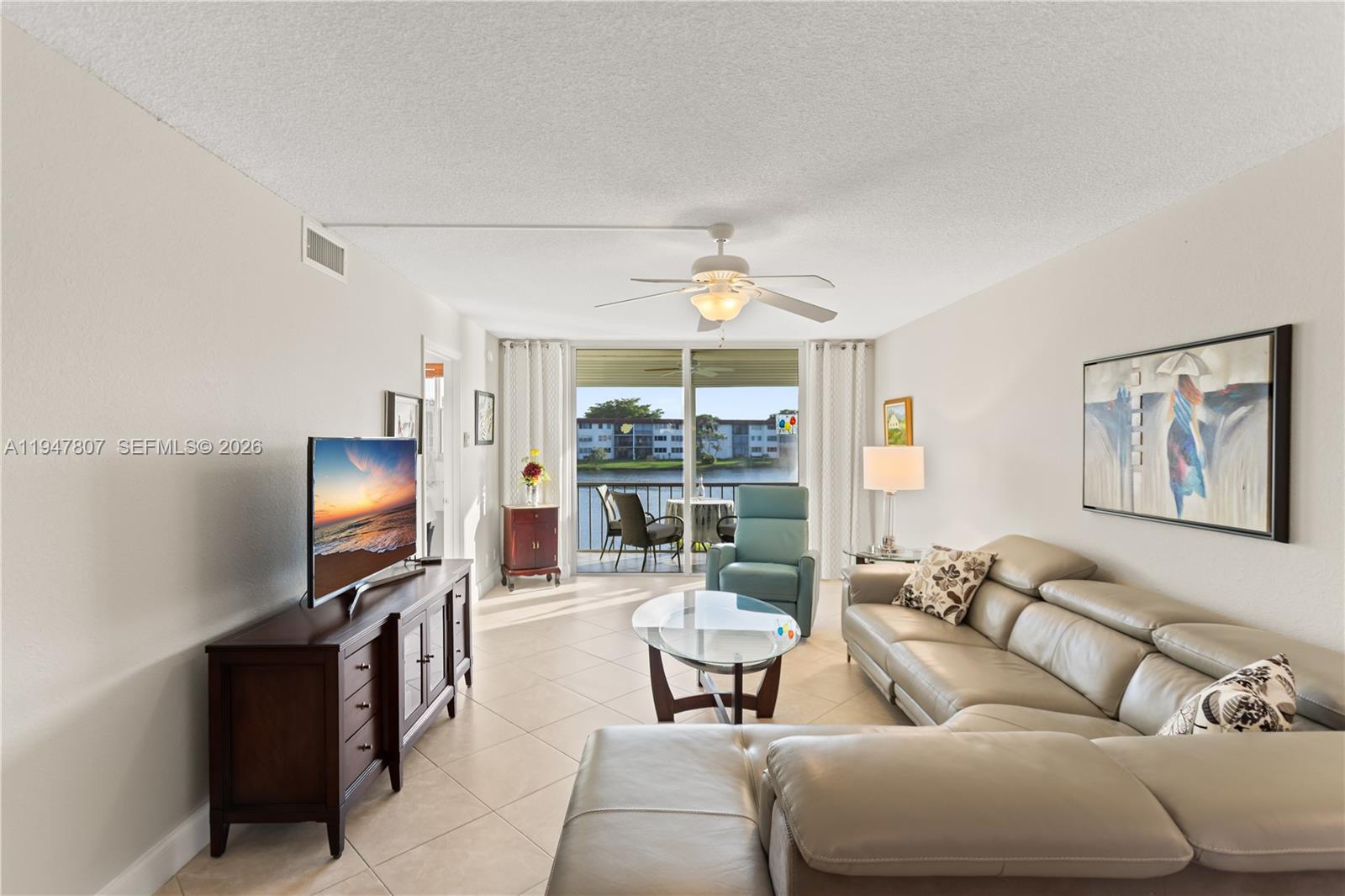 HOLLYBROOK GOLF AND - Residential