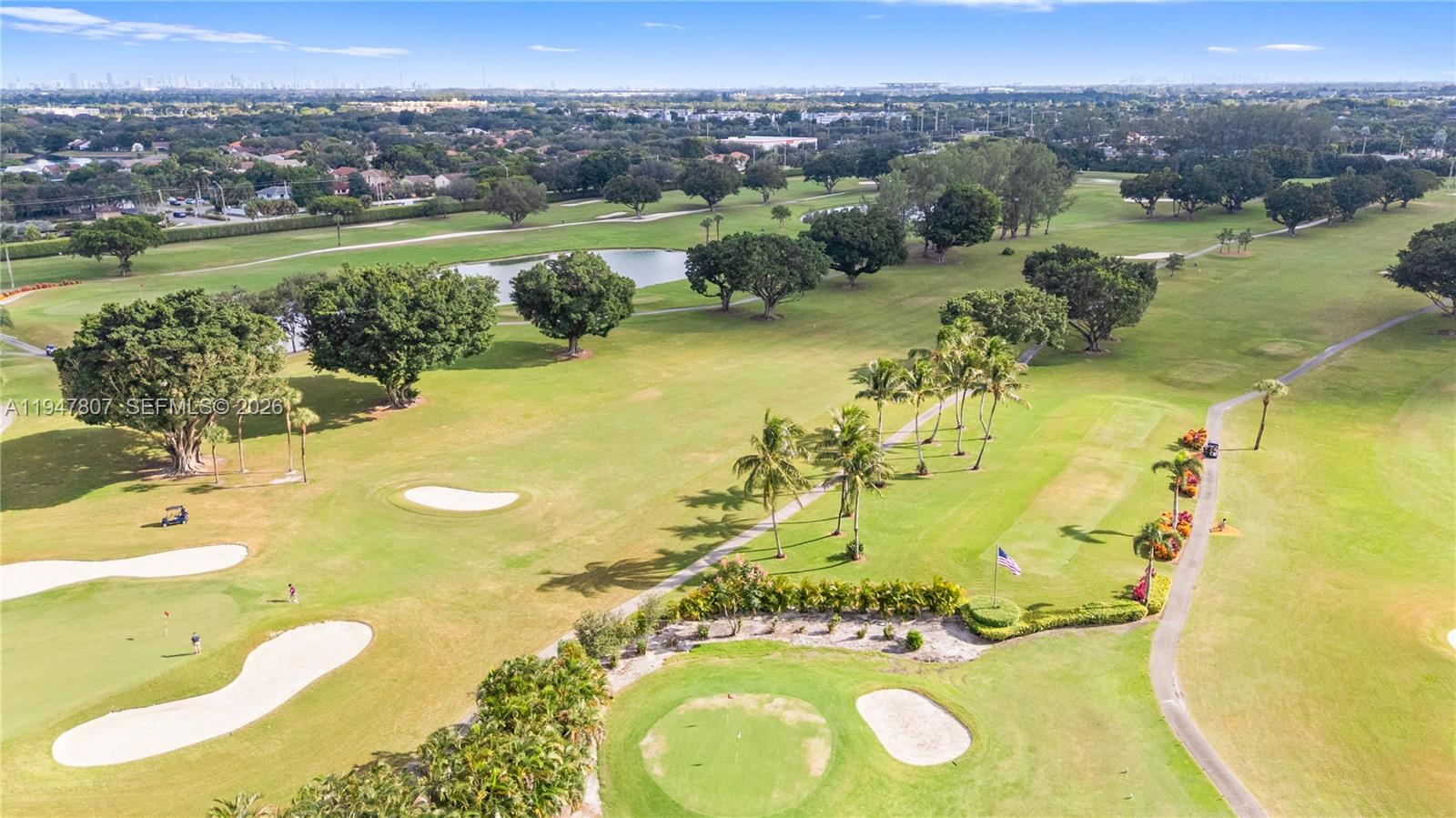 HOLLYBROOK GOLF AND - Residential