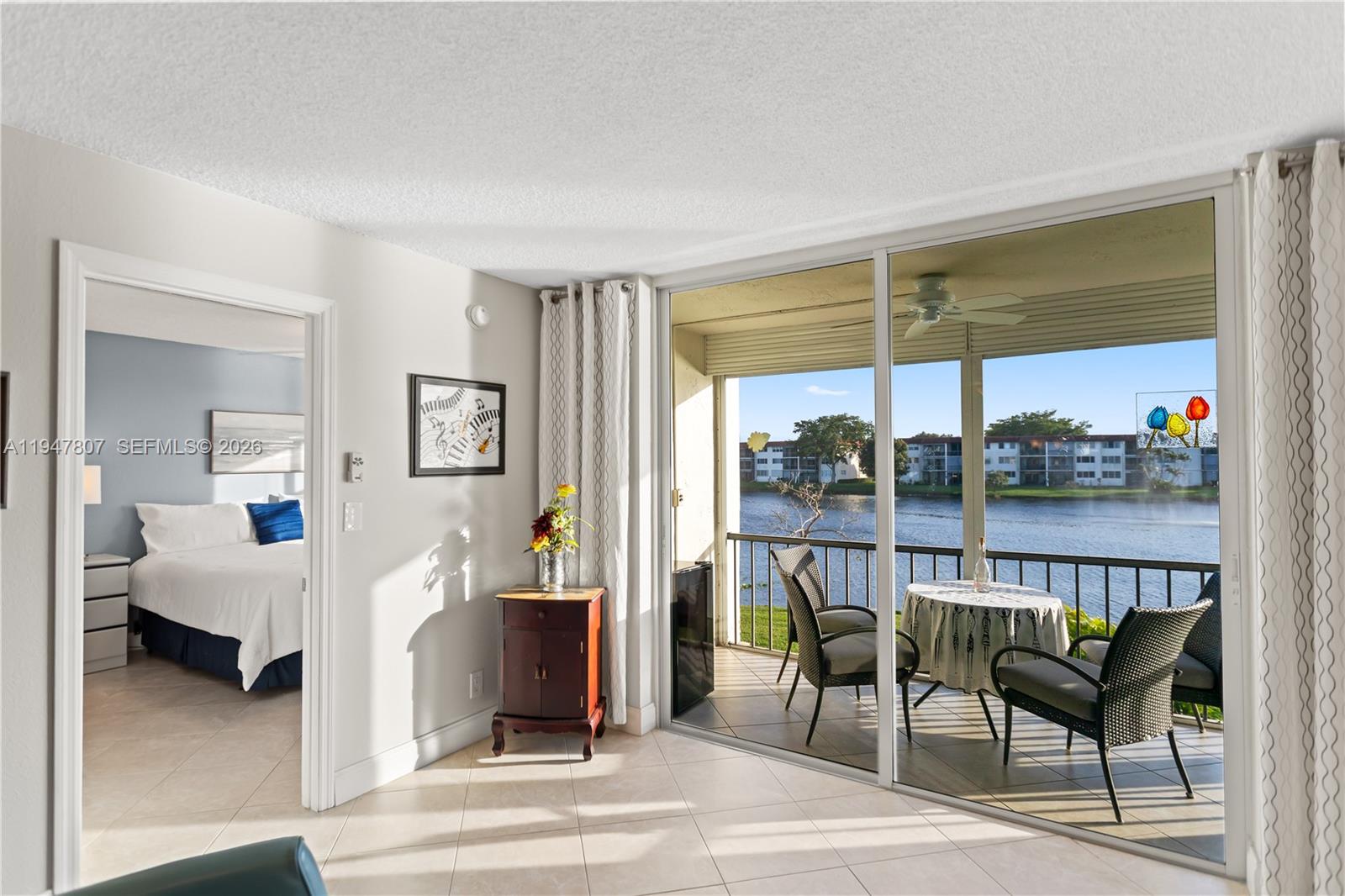 HOLLYBROOK GOLF AND - Residential