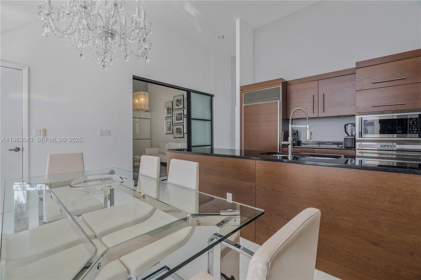 465 Brickell Ave 2805