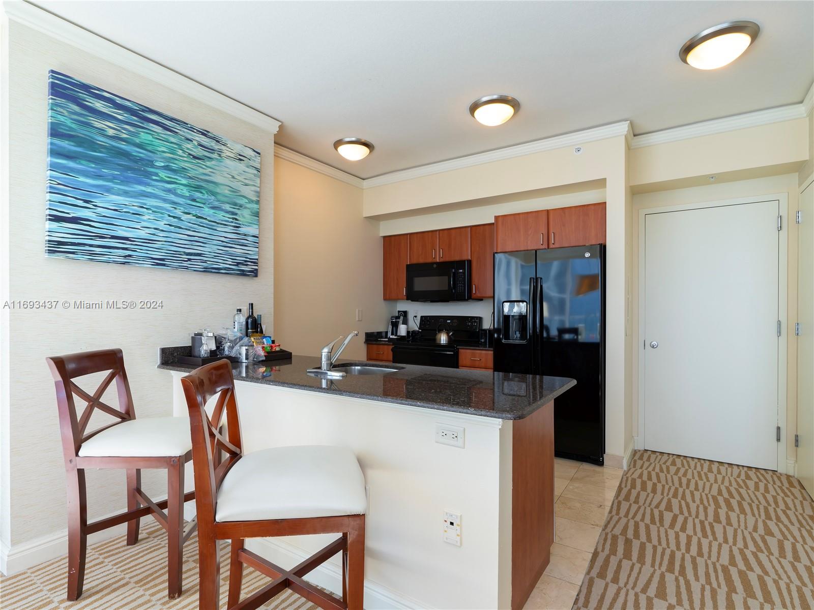TRUMP INTERNATIONAL SONES - Residential