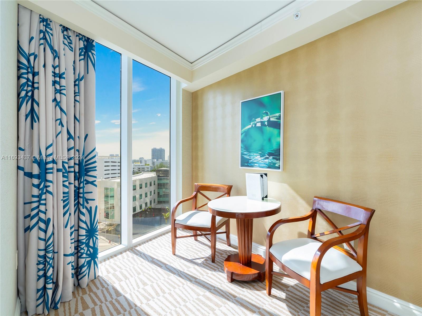 TRUMP INTERNATIONAL SONES - Residential