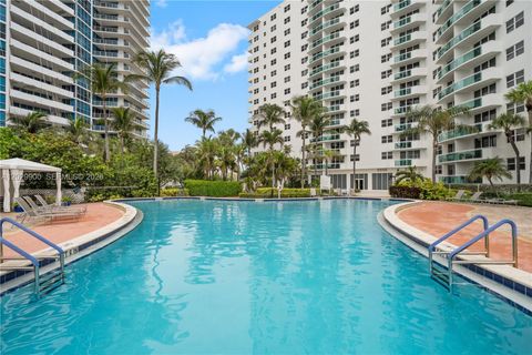 Photo of 3001 S Ocean Dr #1439, Hollywood, FL 33019 (MLS # A12029900)
