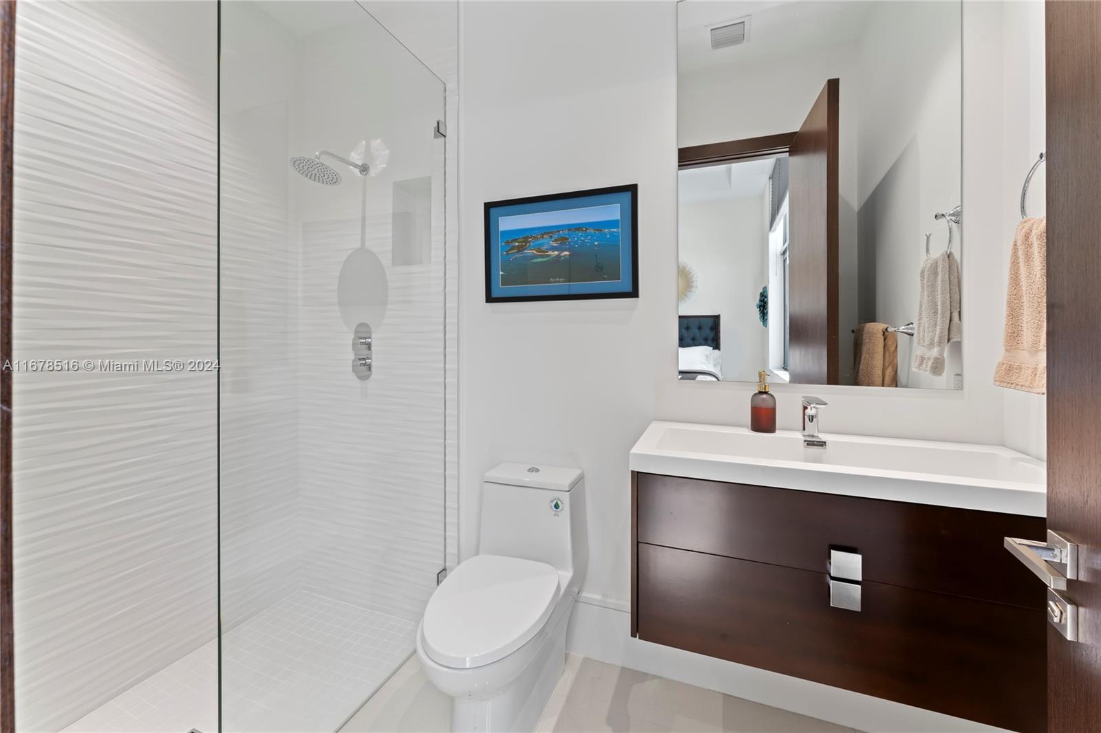 VENETIAN ISLES 3RD SEC - Residential