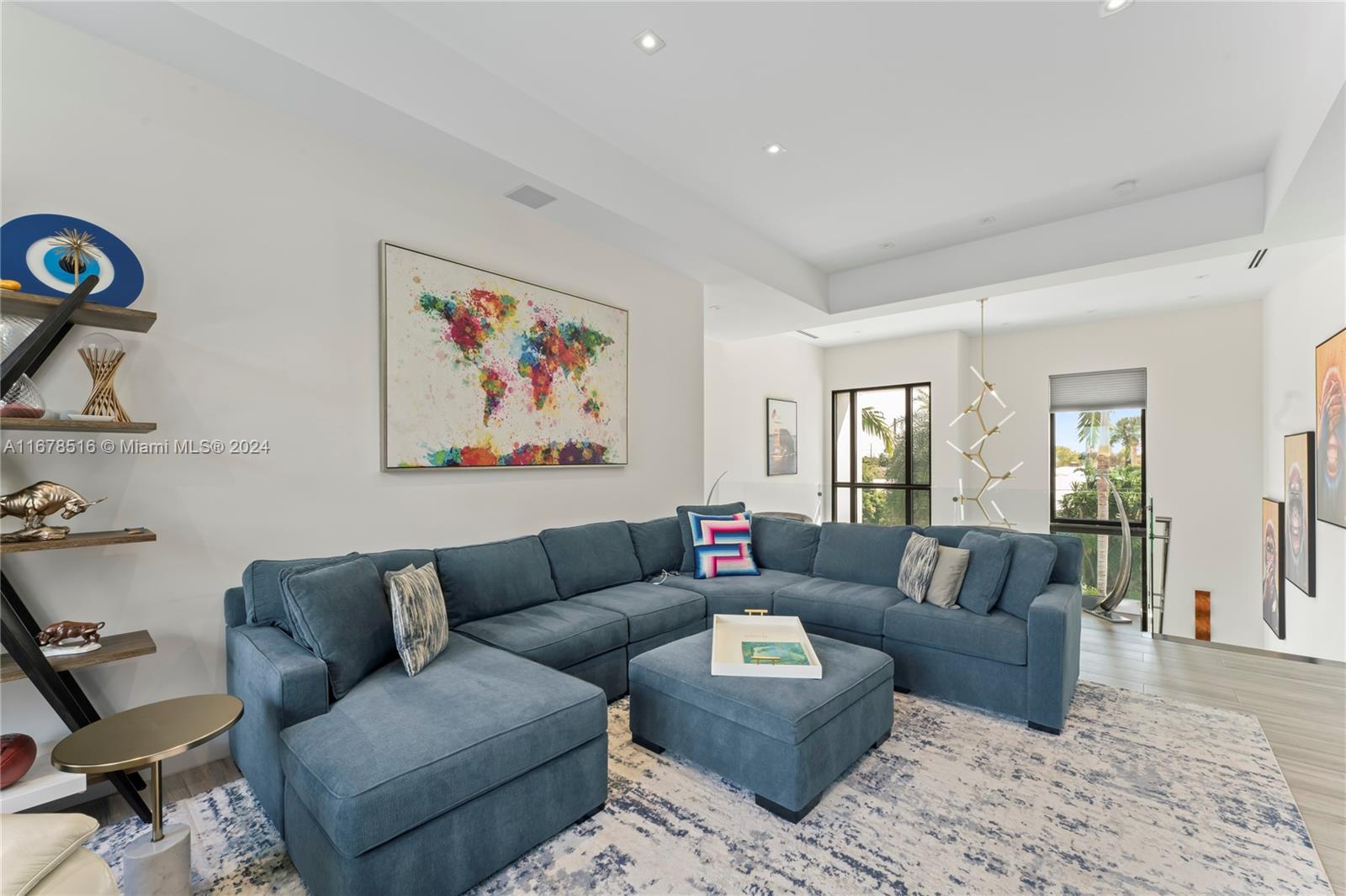 VENETIAN ISLES 3RD SEC - Residential