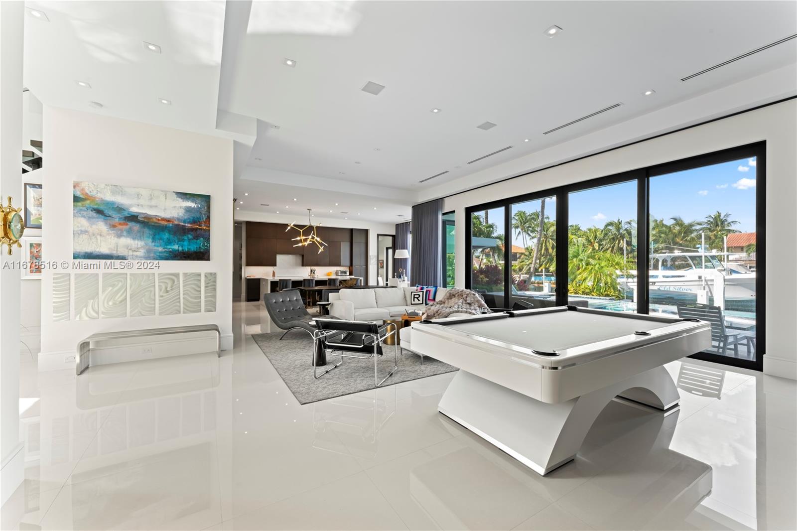 VENETIAN ISLES 3RD SEC - Residential