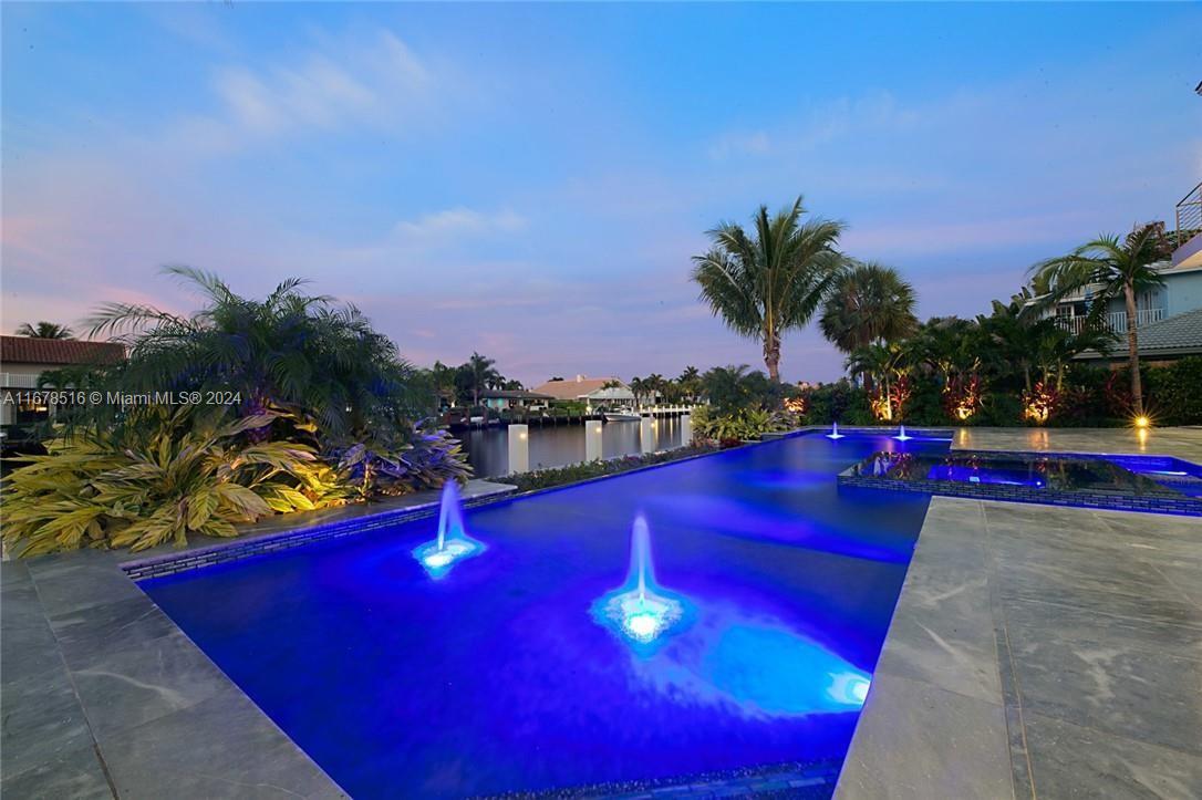 VENETIAN ISLES 3RD SEC - Residential