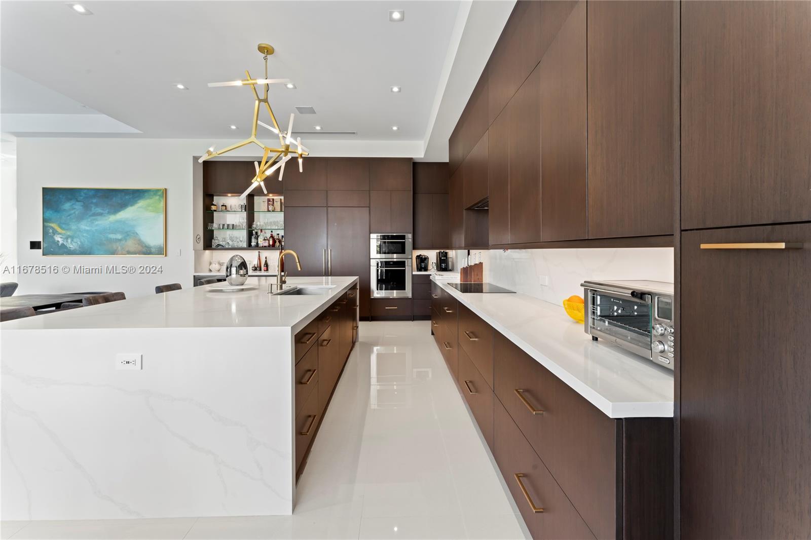 VENETIAN ISLES 3RD SEC - Residential