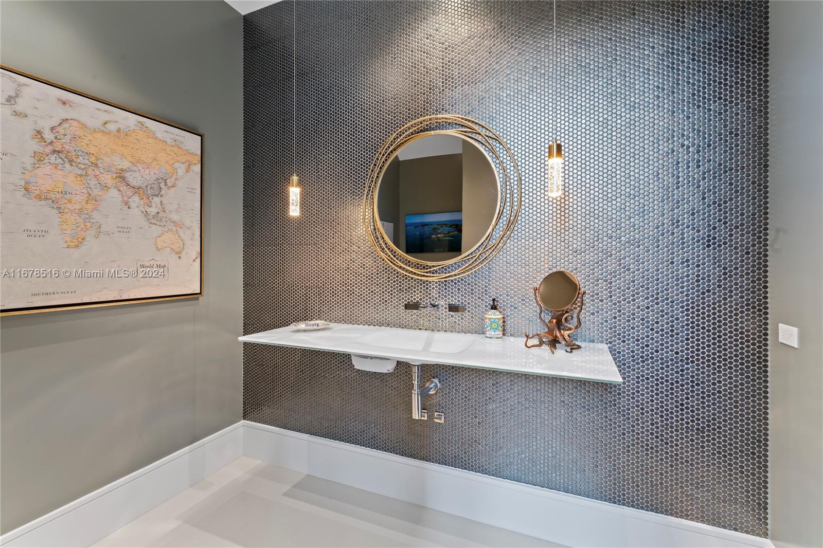 VENETIAN ISLES 3RD SEC - Residential