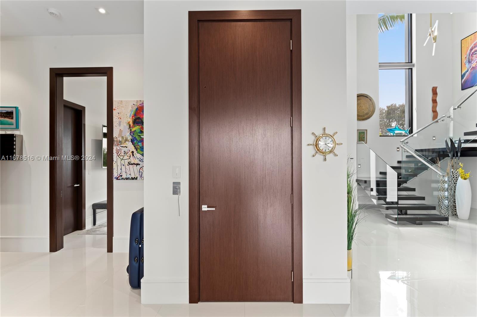 VENETIAN ISLES 3RD SEC - Residential