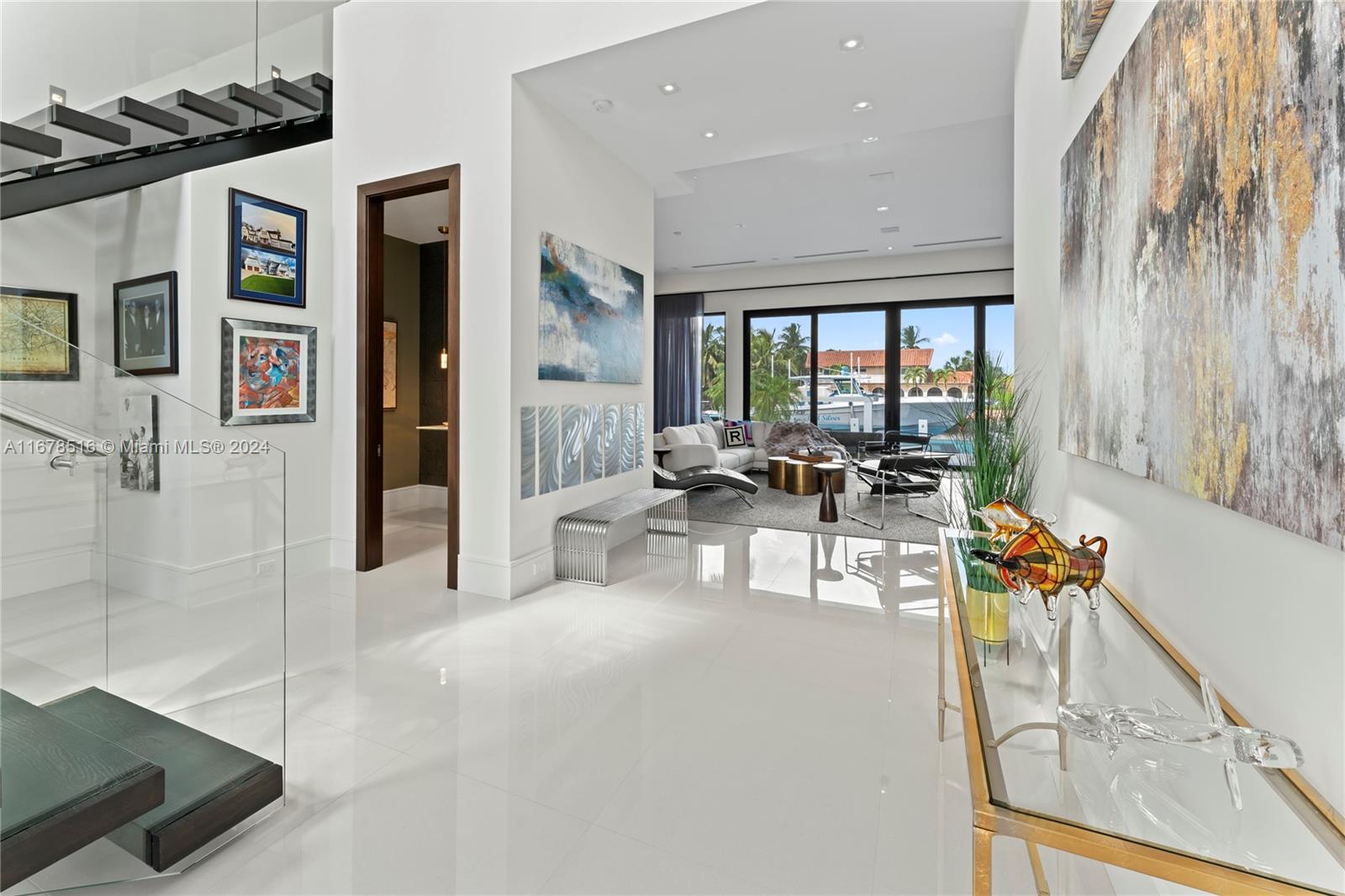 VENETIAN ISLES 3RD SEC - Residential
