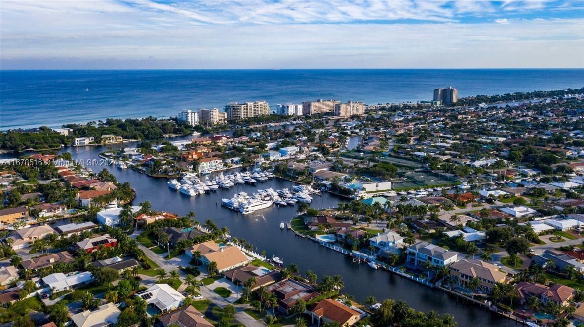VENETIAN ISLES 3RD SEC - Residential