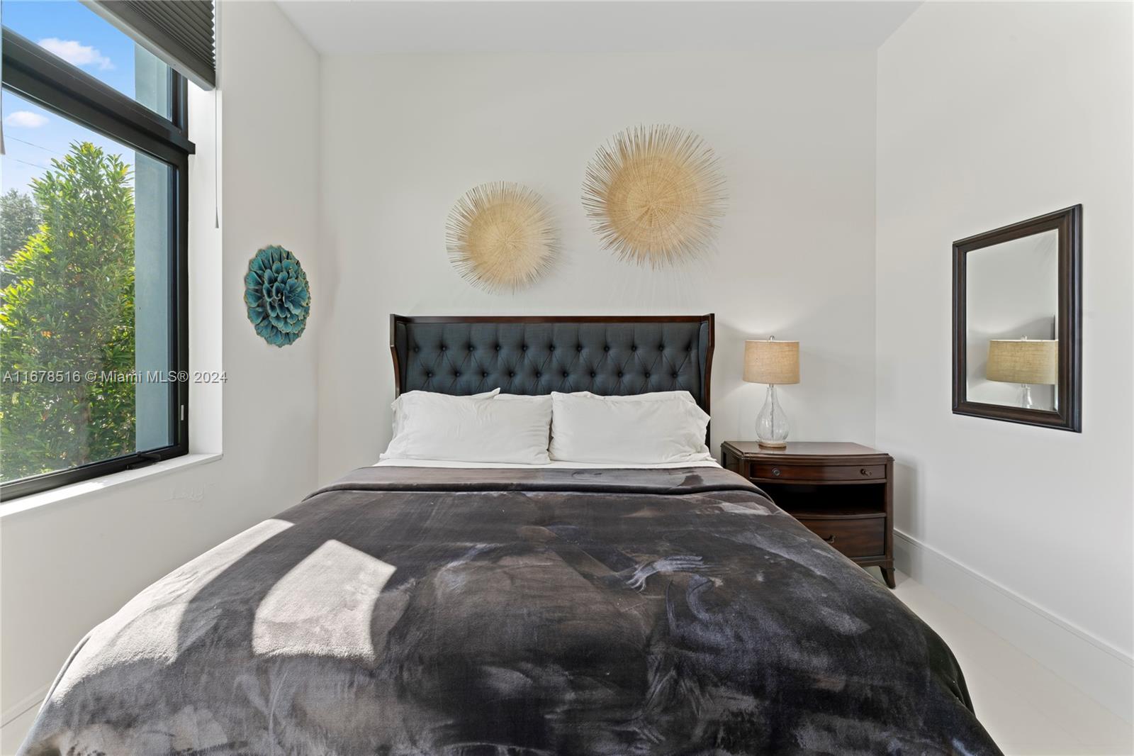 VENETIAN ISLES 3RD SEC - Residential