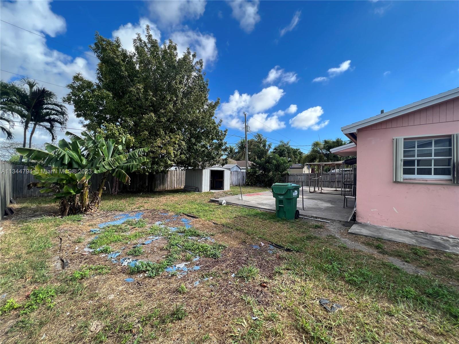 BENSON MANOR - Residential Lease