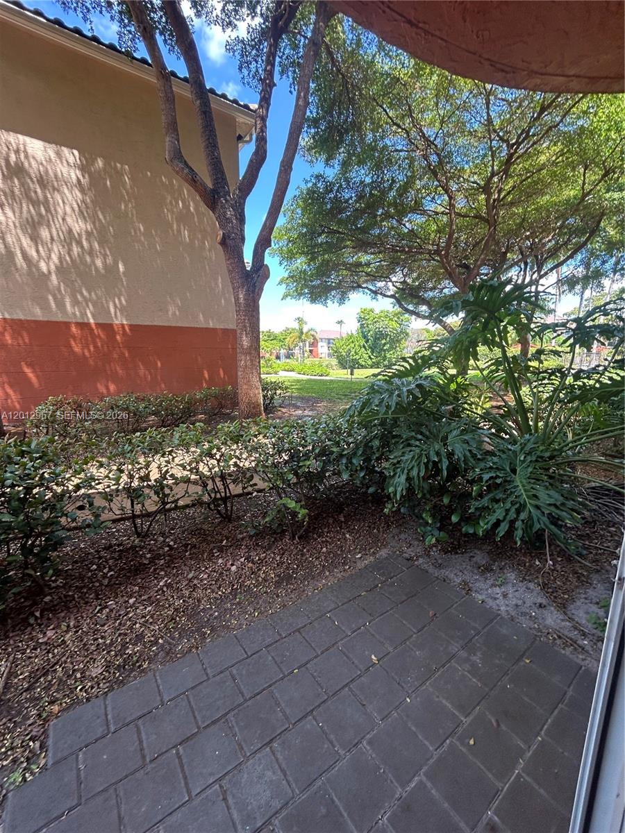 GRAND ISLES CONDO - Residential Lease