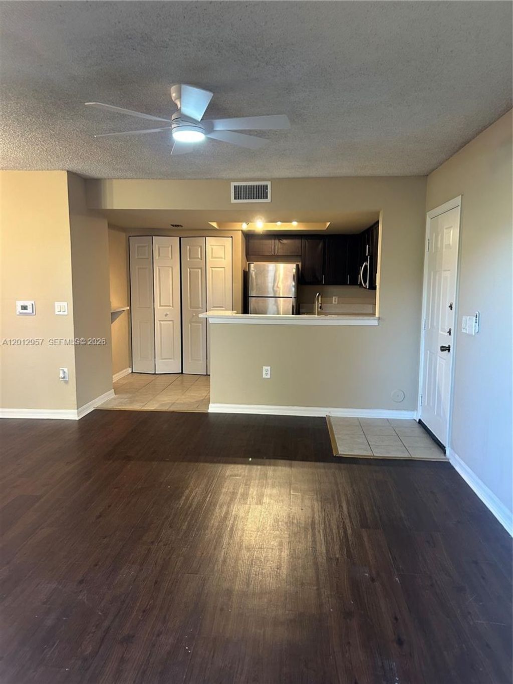 Photo of 4151 N Haverhill Rd #1514, West Palm Beach, FL 33417 (MLS # A12012957)