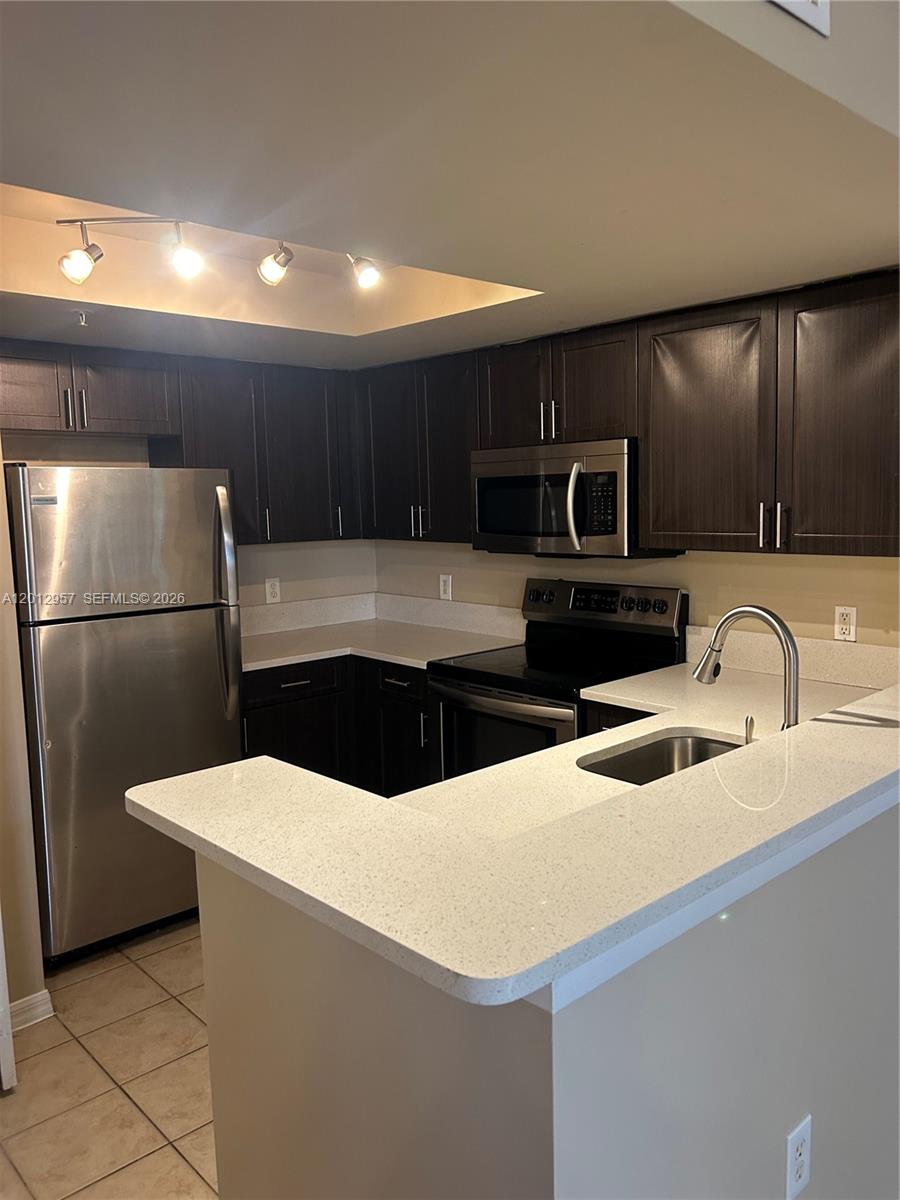 GRAND ISLES CONDO - Residential Lease