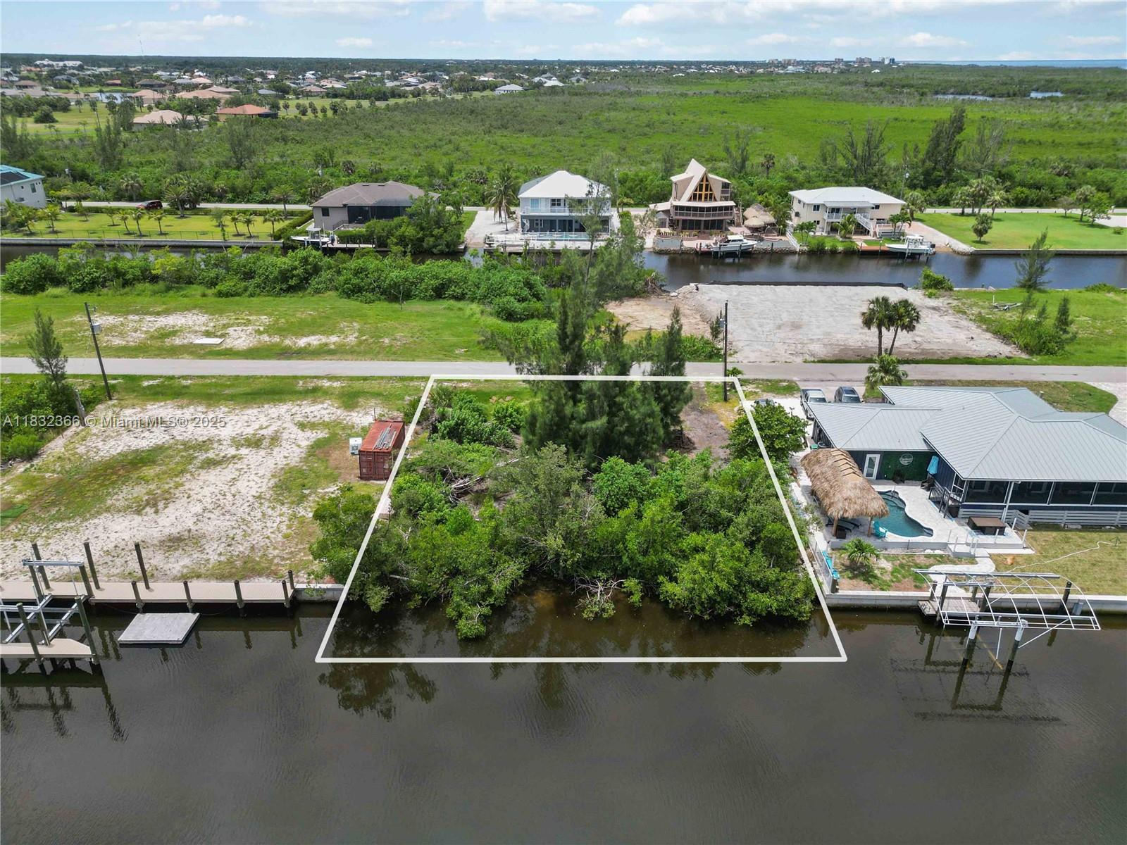 Pirate Harbor - Land