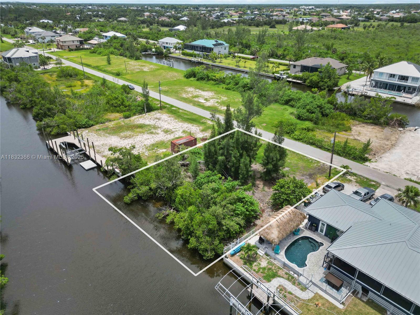 Pirate Harbor - Land