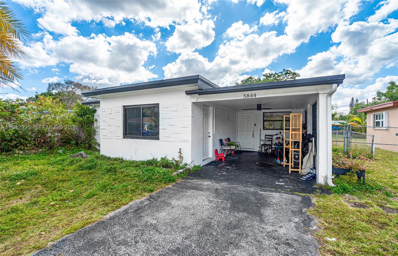 HOLLYWOOD BEACH HEIGHTS S - Residential