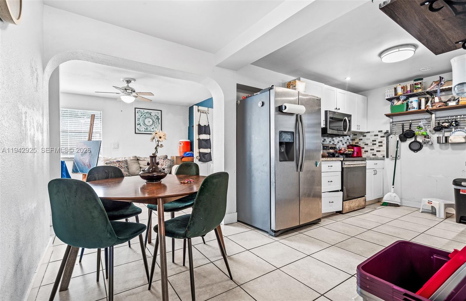 HOLLYWOOD BEACH HEIGHTS S - Residential