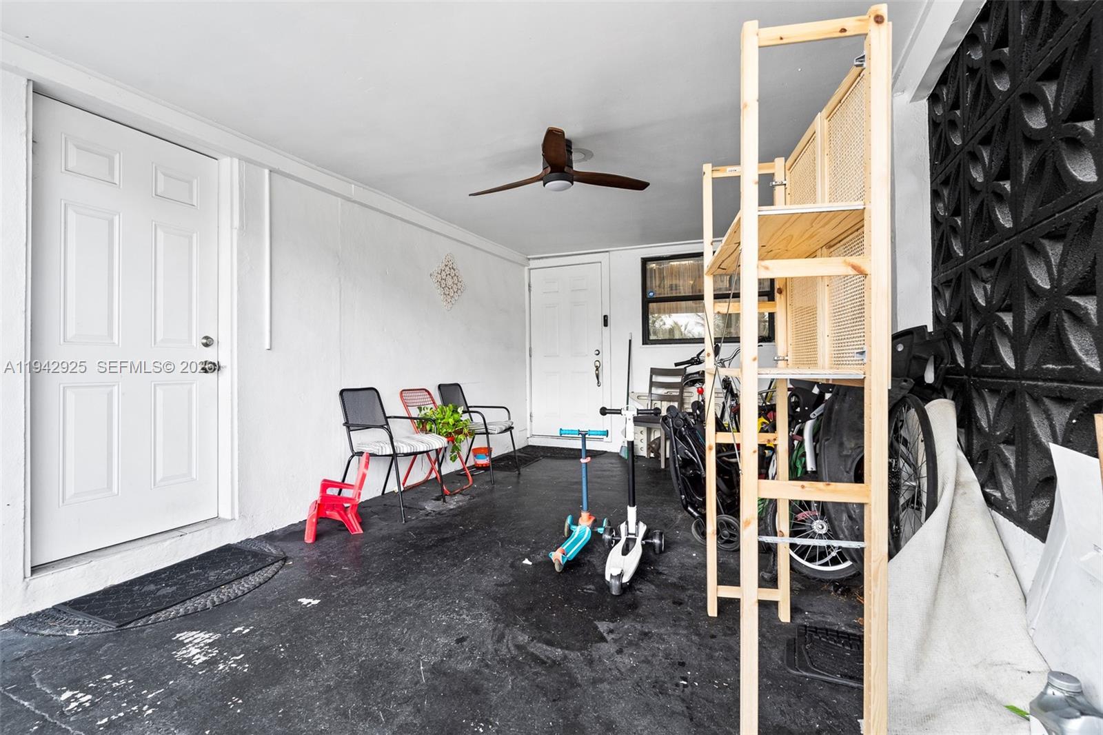 HOLLYWOOD BEACH HEIGHTS S - Residential