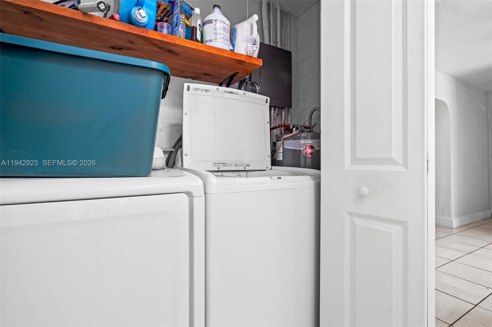 HOLLYWOOD BEACH HEIGHTS S - Residential