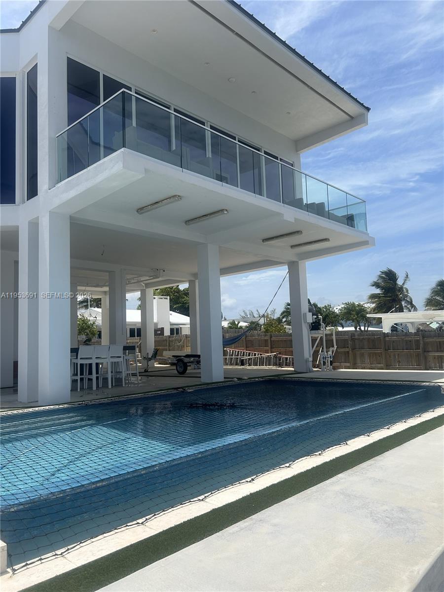 1553 Sunrise Dr - Image 1