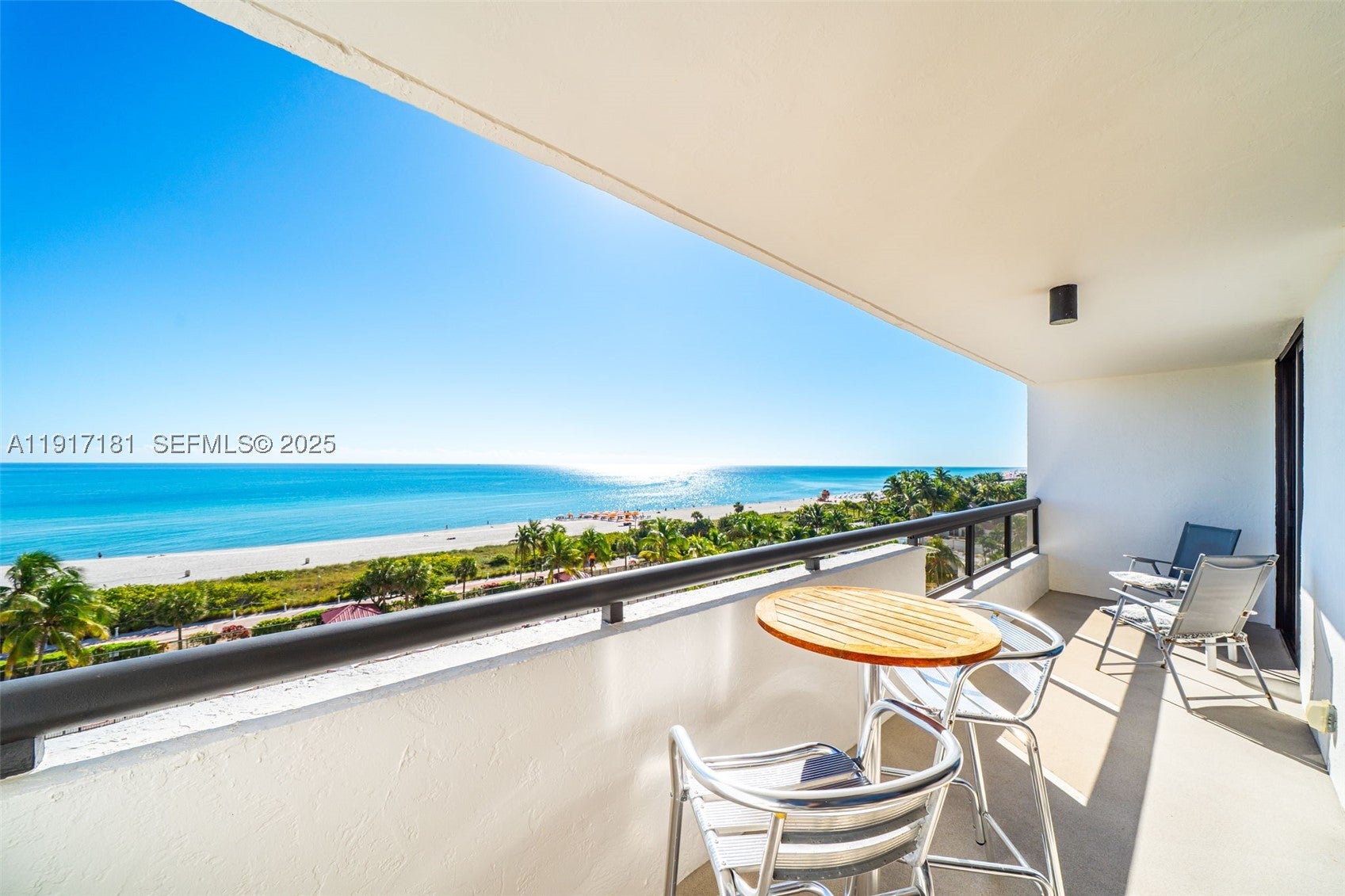 2555 Collins Ave 805