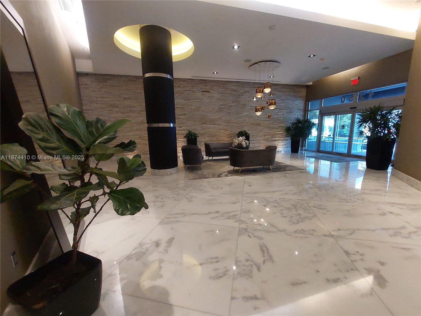 1250 S Miami Ave 2011