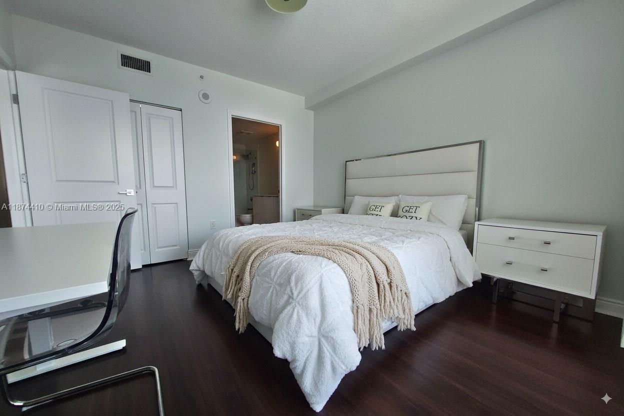 1250 S Miami Ave 2011