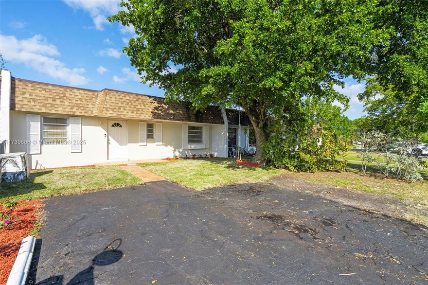 Welcome to this Cul de Sac Twin Home located in Miami Gardens. This lot and block is FHA and VA loan approved, making it accessible for first-time buyers and veterans alike. Ideal for those looking to build equity through renovation and rare opportunity for investors as well as there is no leasing restrictions here. Roof was just installed February 2023. Seller motivated! Buyer Agent must accompany Buyer, please contact Listing Agent for showing instructions.