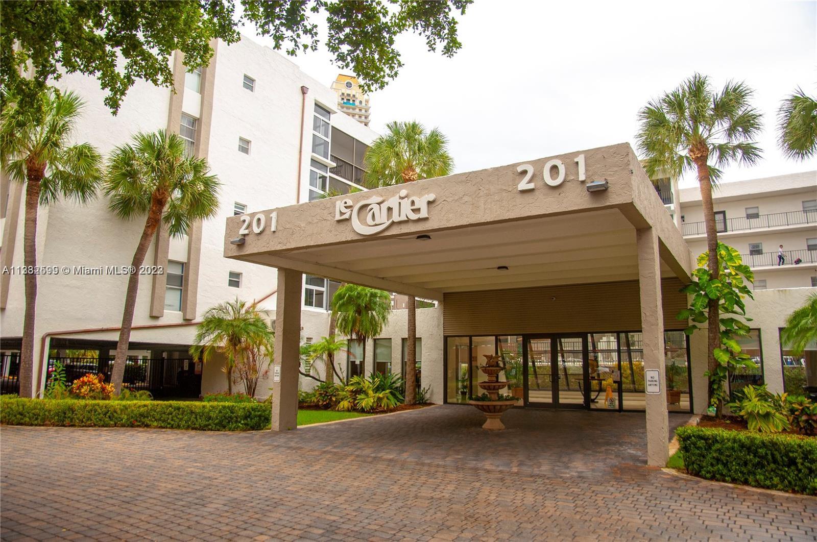 LE CARTIER CONDO - Residential