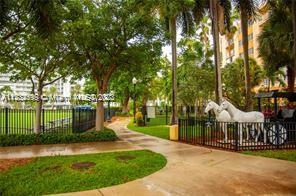 LE CARTIER CONDO - Residential