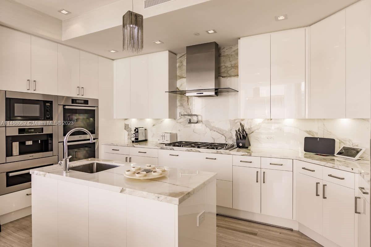 17749 COLLINS AVENUE COND - Residential