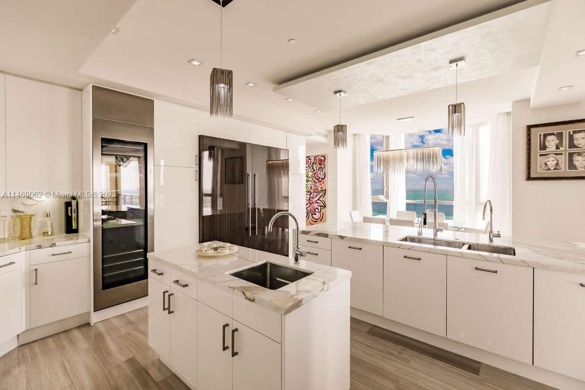 17749 COLLINS AVENUE COND - Residential