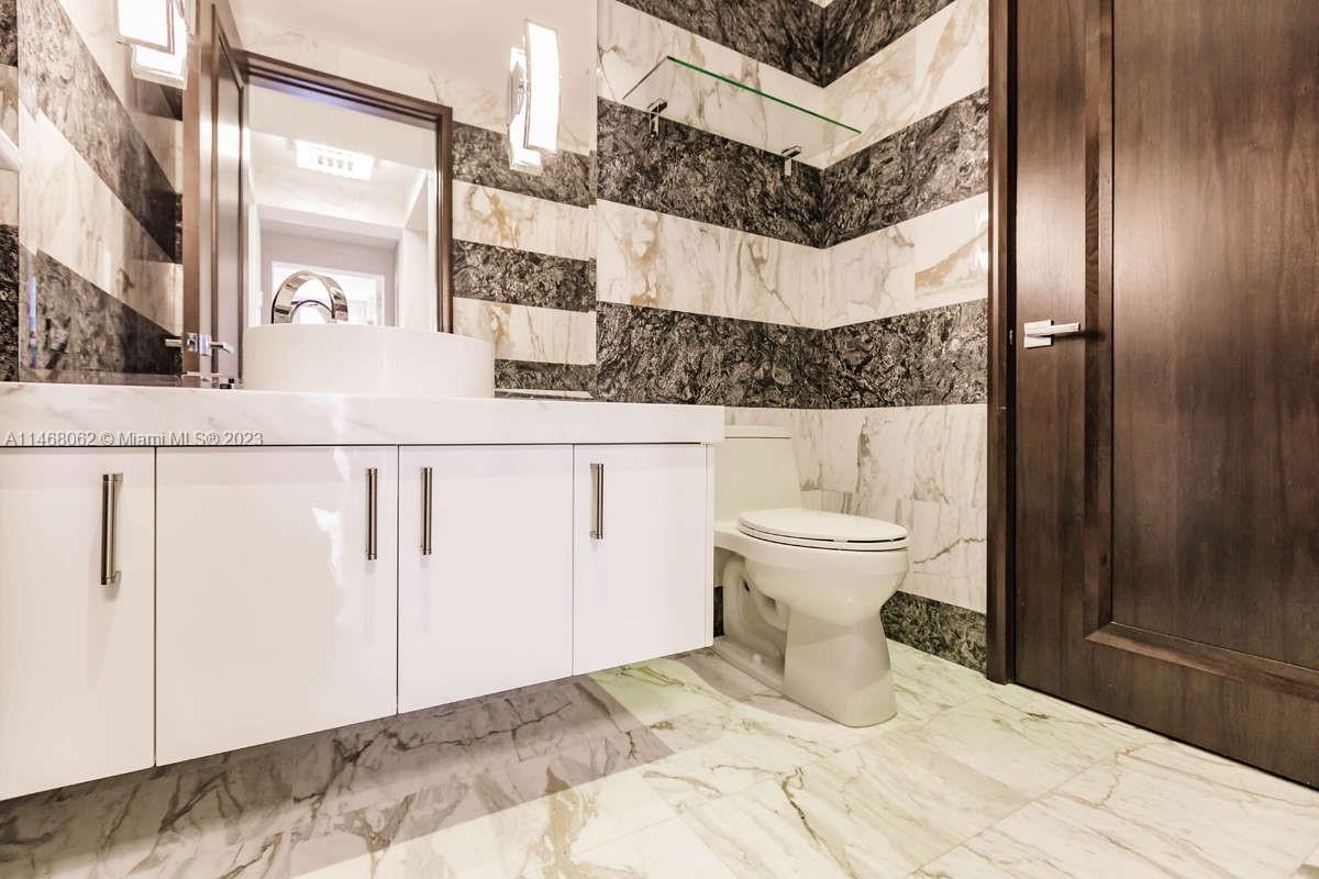 17749 COLLINS AVENUE COND - Residential