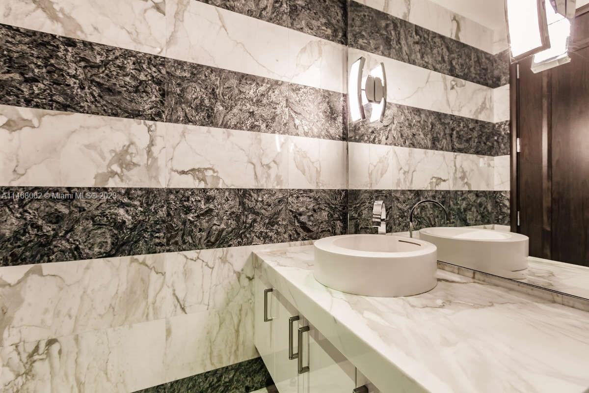 17749 COLLINS AVENUE COND - Residential